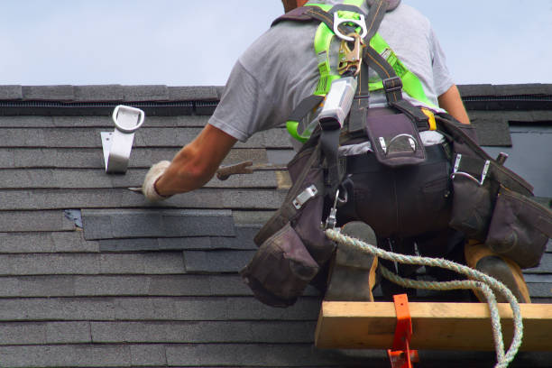 Best Commercial Roofing Services  in Iron Mountain, MI